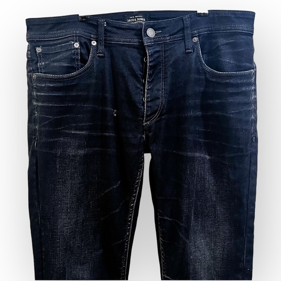 Jack and Jones Tim 720 slim straight fit jeans - Picture 6 of 10